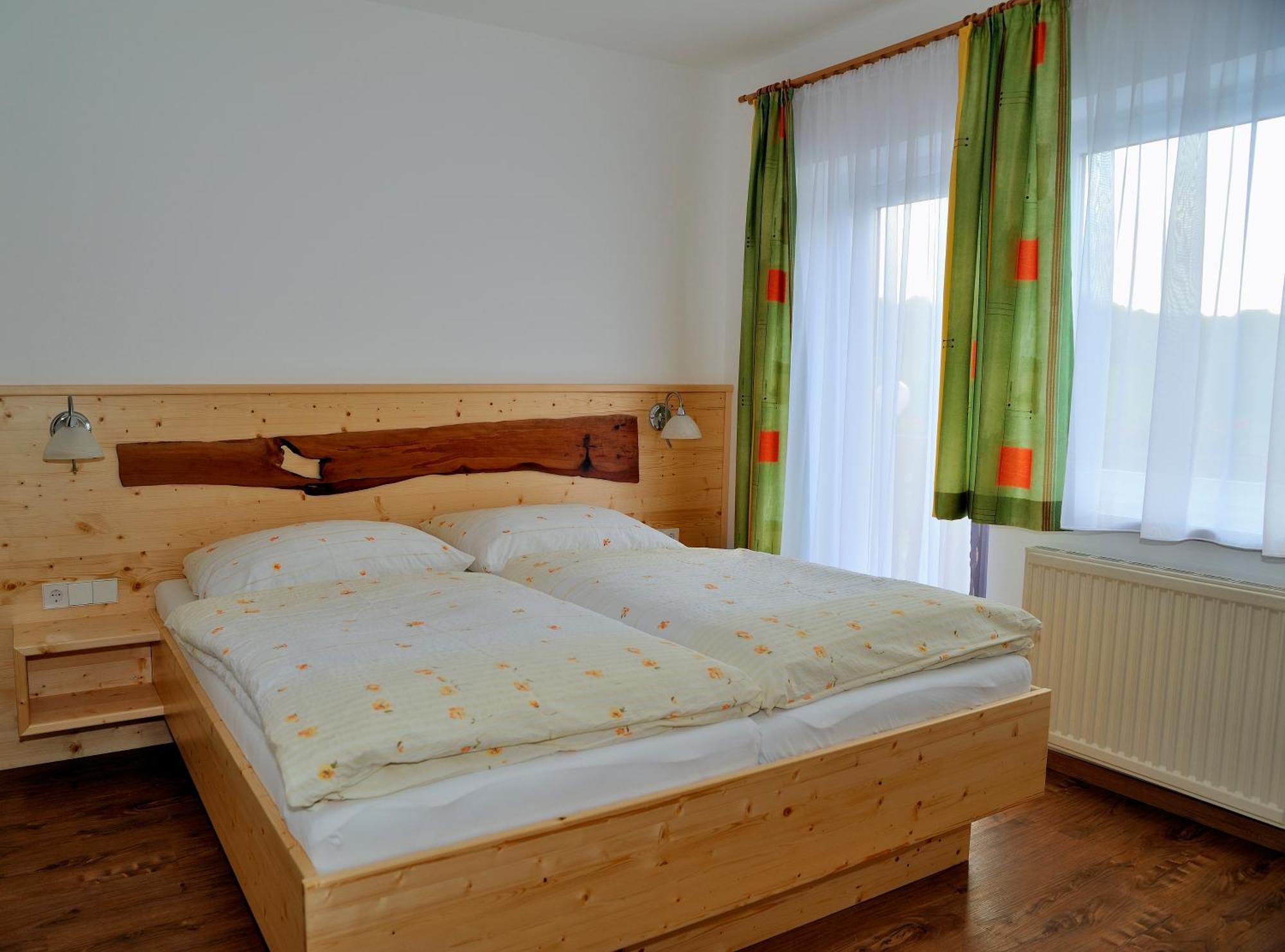 Gasthof Zur Kirche Hotel Kottes Eksteriør billede